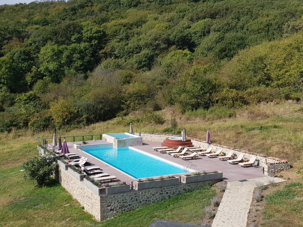 Babaneuris Marani Hotell Exteriör bild
